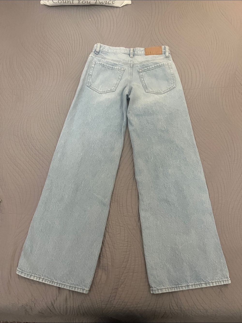 PacSun Casey Light Low Rise Blue Wide Leg Jeans - Picture 4 of 4